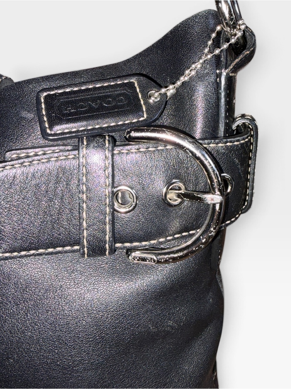 Coach Soho 2005 Vintage Leather Shoulder Bag with Buckle Accent - Picture 8 of 14